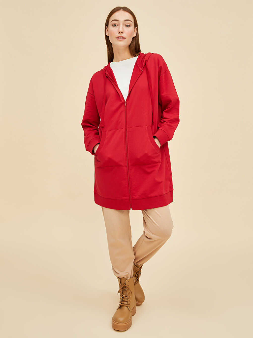 Kırmızı Kapüşonlu Düz Uzun Kollu Kadın Spor Hırka-2