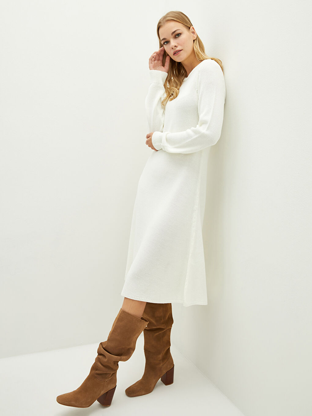 LCWAIKIKI Classic Crew Neck Plain Long Sleeve Women's Knitwear Dress -W1HJ00Z8-R9J