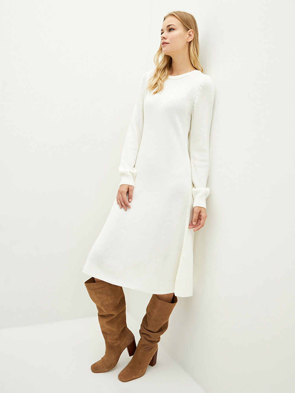 LCWAIKIKI Classic Crew Neck Plain Long Sleeve Women's Knitwear Dress -W1HJ00Z8-R9J
