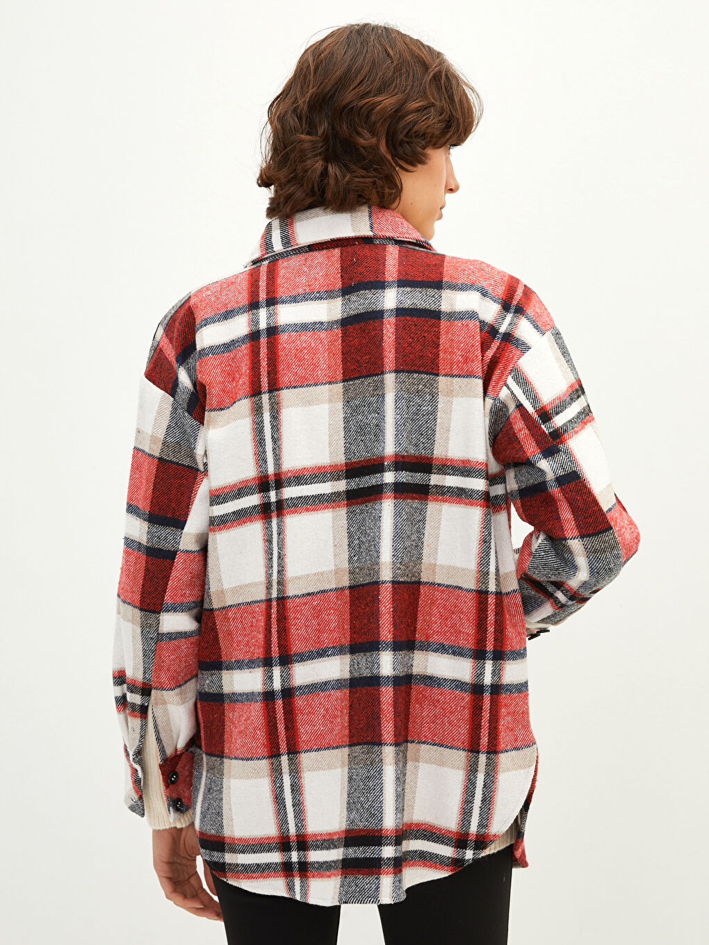 Front Button Closure Plaid Pocket Detailed Women's Shirt Jacket -W1HJ40Z8-LPA