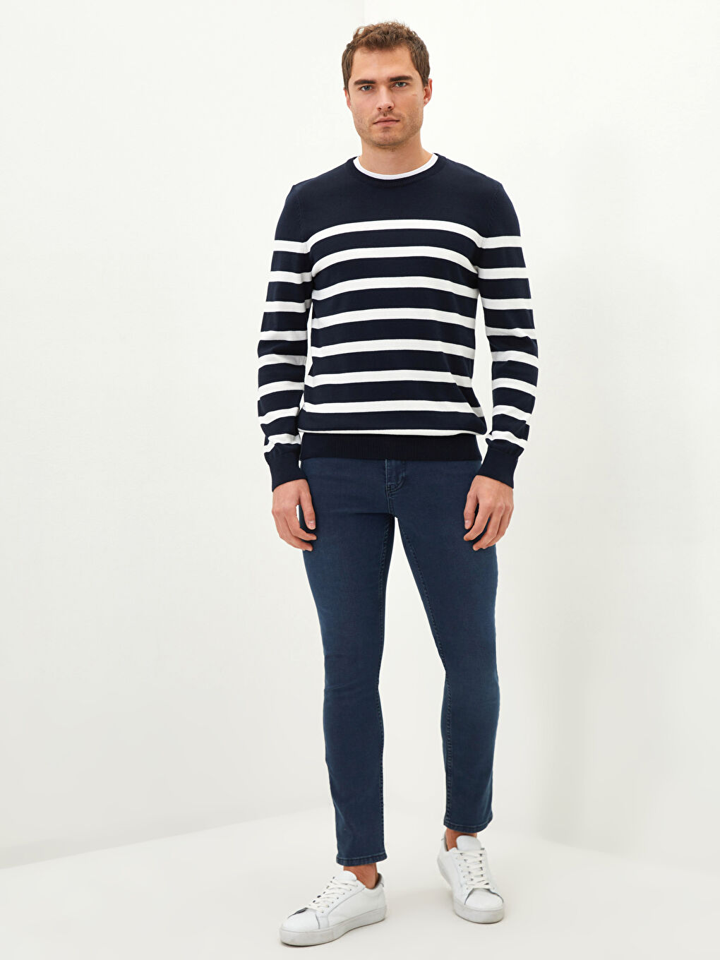 Crew Neck Striped Long Sleeve Men's Knitwear Sweater-2