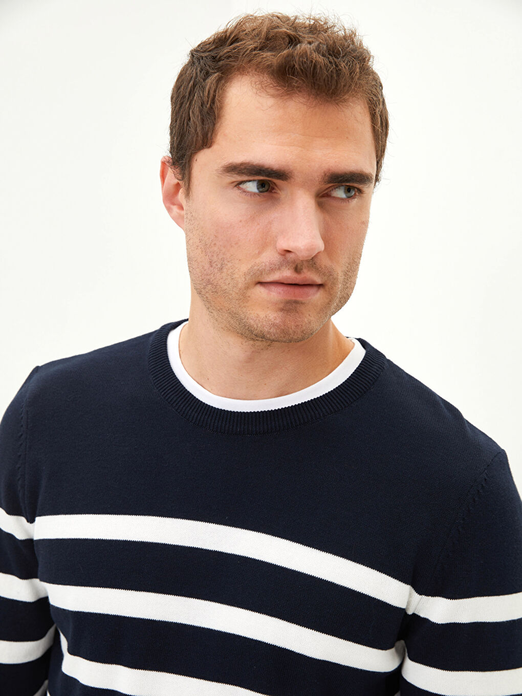 Crew Neck Striped Long Sleeve Men's Knitwear Sweater-3