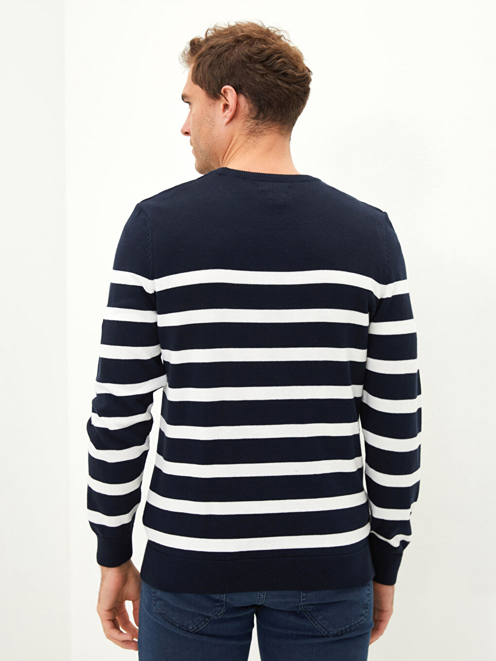 Crew Neck Striped Long Sleeve Men's Knitwear Sweater-4