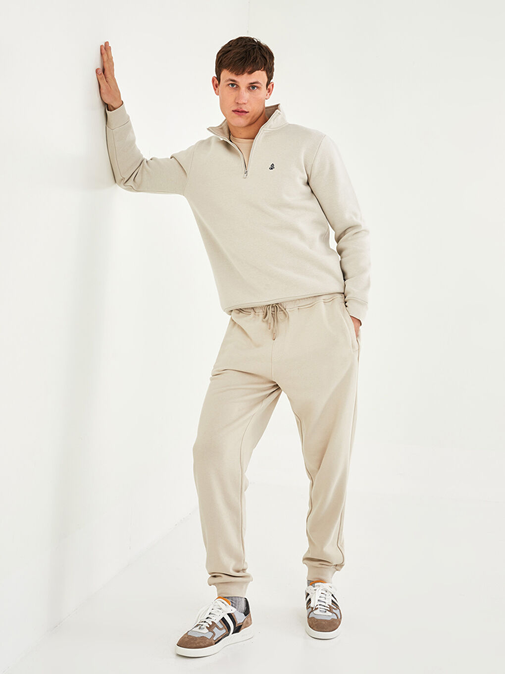 Bej Standart Kalıp Erkek Eşofman Altı