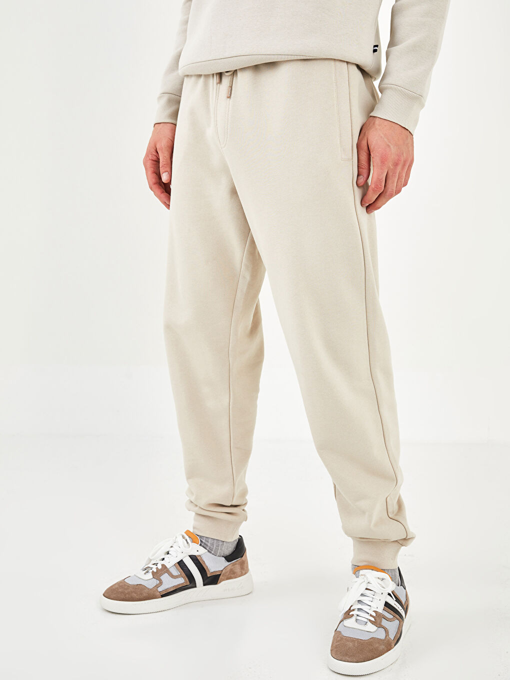 Bej Standart Kalıp Erkek Eşofman Altı-3