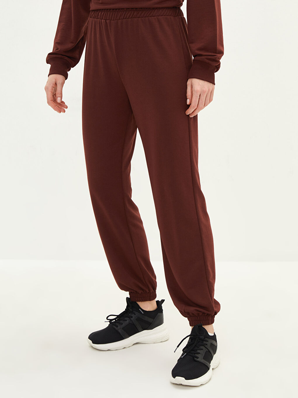 Women's Elasticated Waist Plain Jogger Sweatpants-1