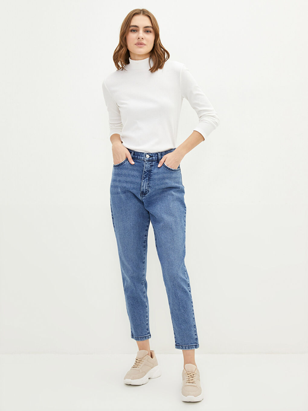 LCWAIKIKI Classic Standard Fit Pocket Detailed Women's Rodeo Jeans -W1HL20Z8-H45