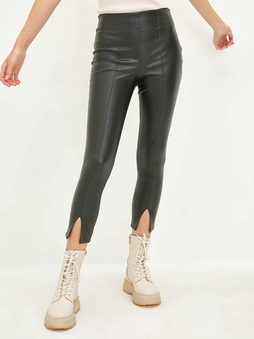 Yeşil Normal Bel Ekstra Dar Fit Deri Görünümlü Kadın Pantolon-2