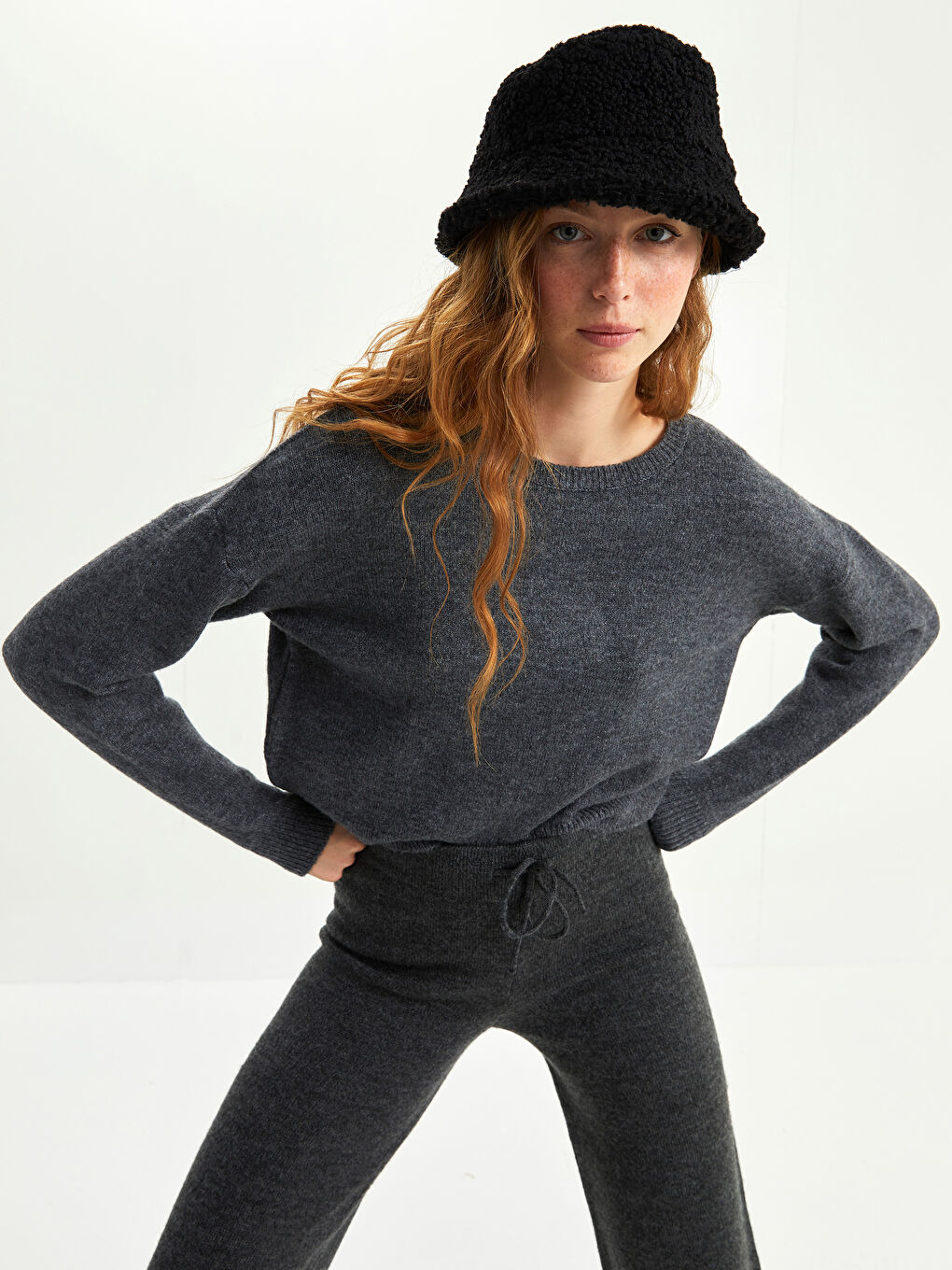 Antrasit Bisiklet Yaka Düz Uzun Kollu Kadın Triko Kazak-1