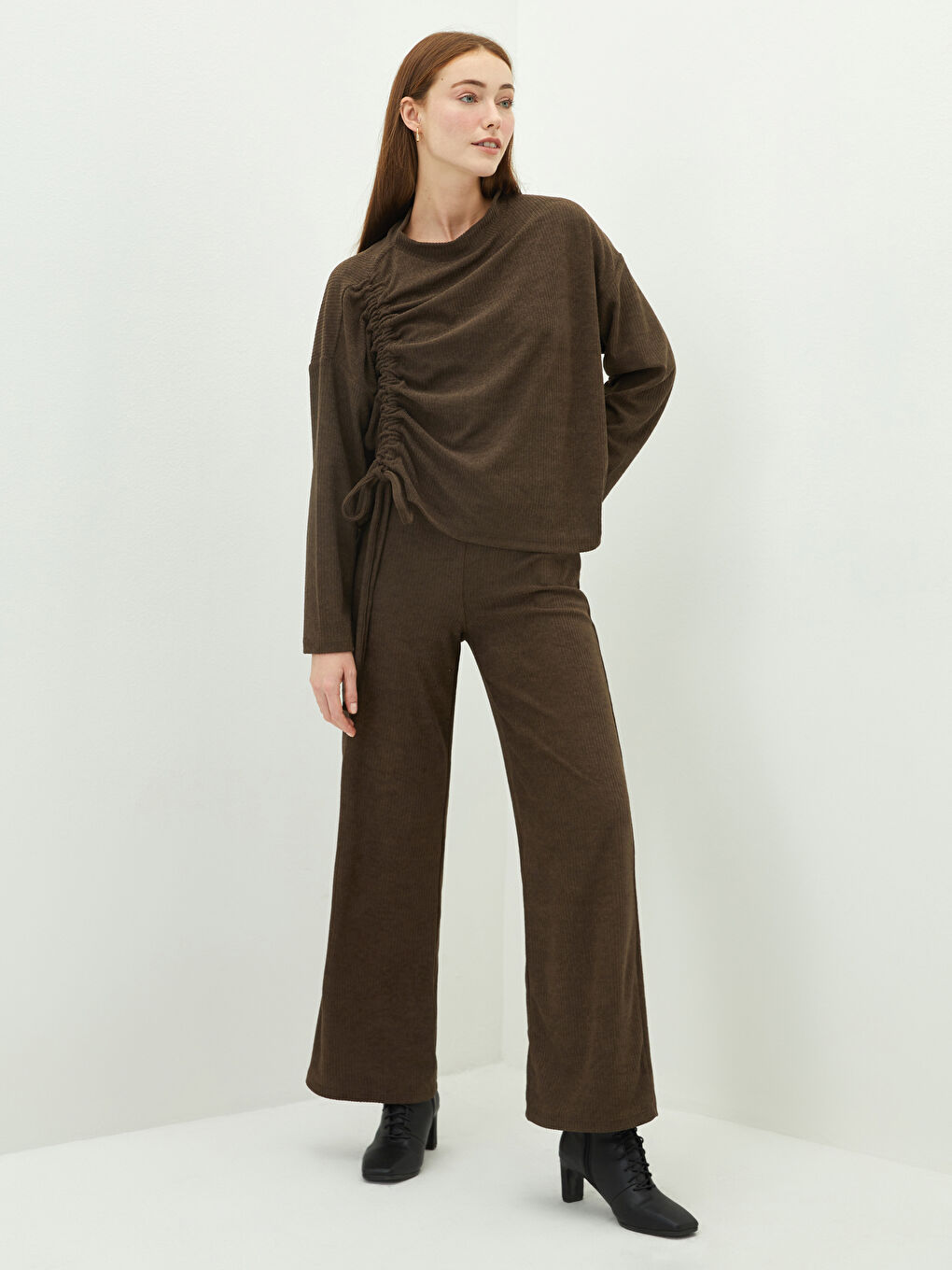 Kahverengi Bisiklet Yaka Büzgü Detaylı Uzun Kollu Kadın Kazak-2