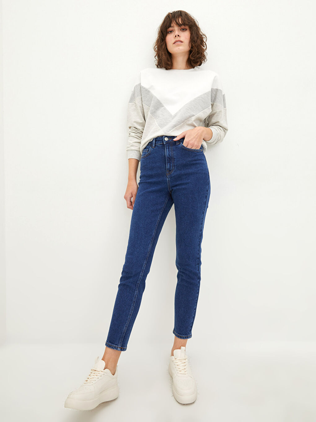 LCW Jeans Farmerke za žene sa visokim strukom, uskim krojem i detaljima na džepovima Rodeo -W1HM37Z8-309