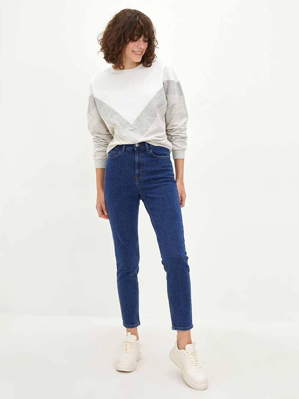 LCW Jeans Farmerke za žene sa visokim strukom, uskim krojem i detaljima na džepovima Rodeo -W1HM37Z8-309