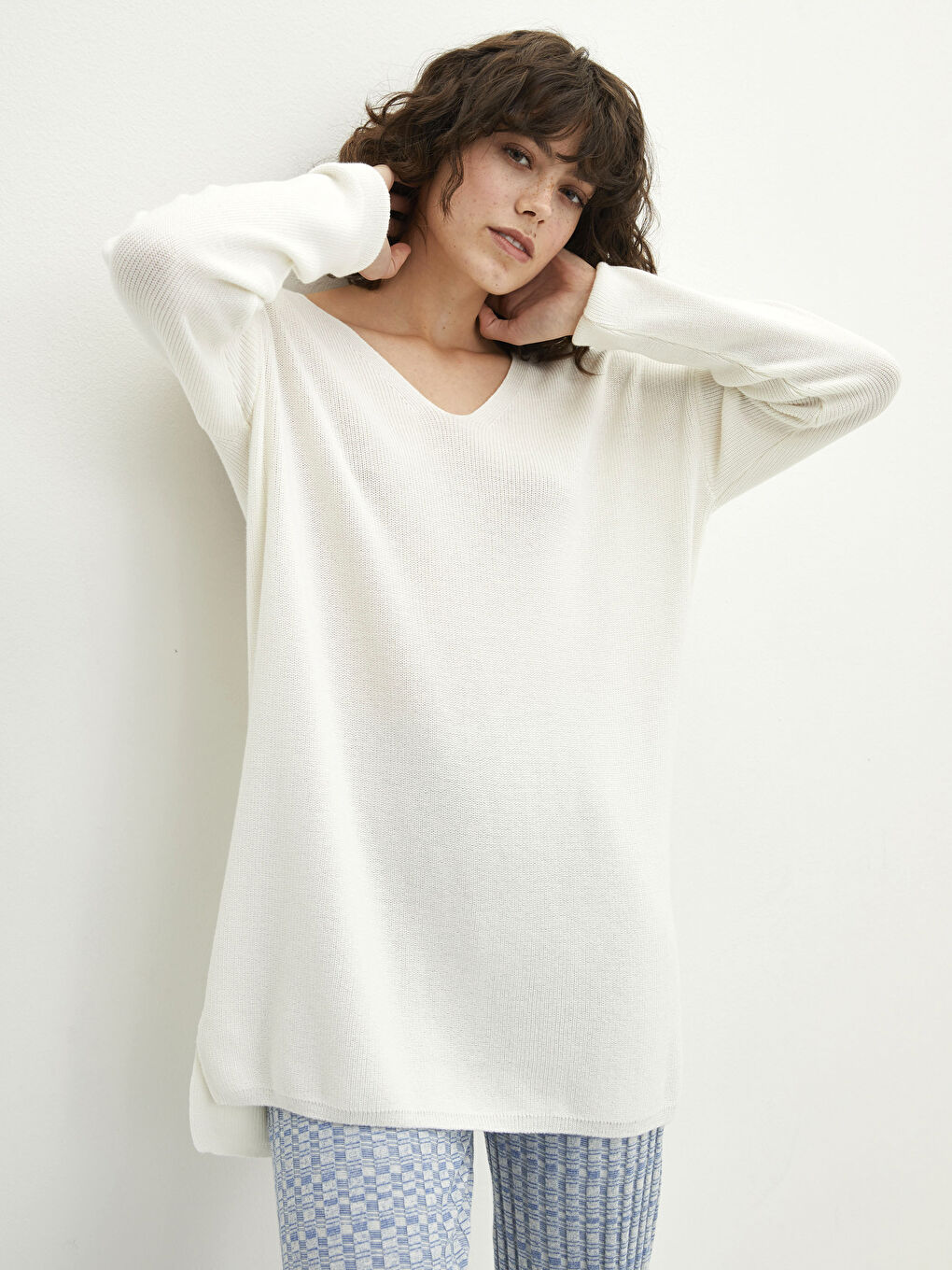 V-Neck Straight Long Sleeve Women's Knitwear Tunic