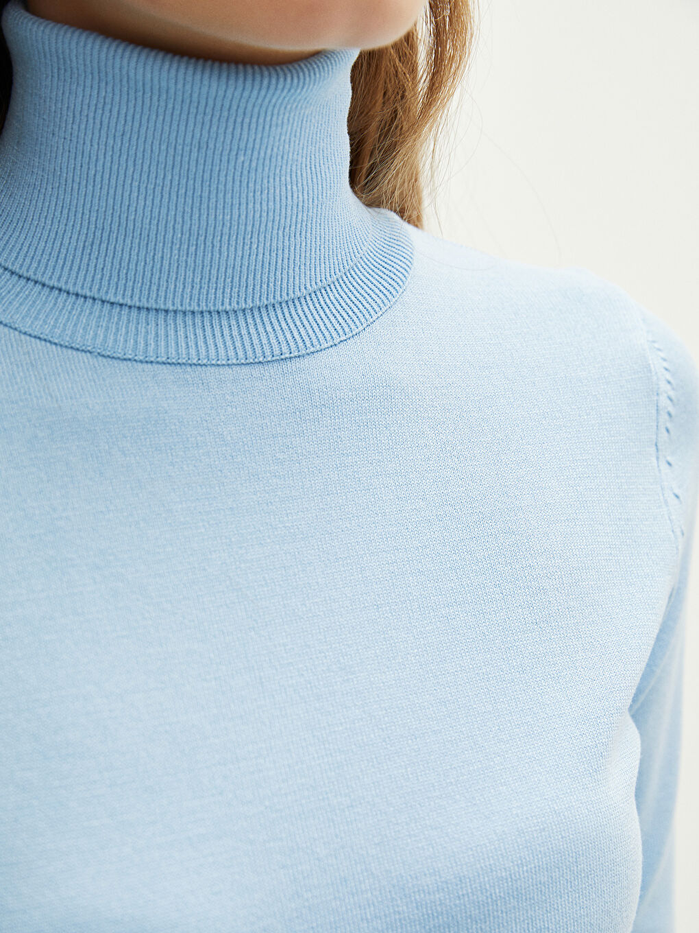 Turtleneck Plain Long Sleeve Women's Knitwear Sweater-3
