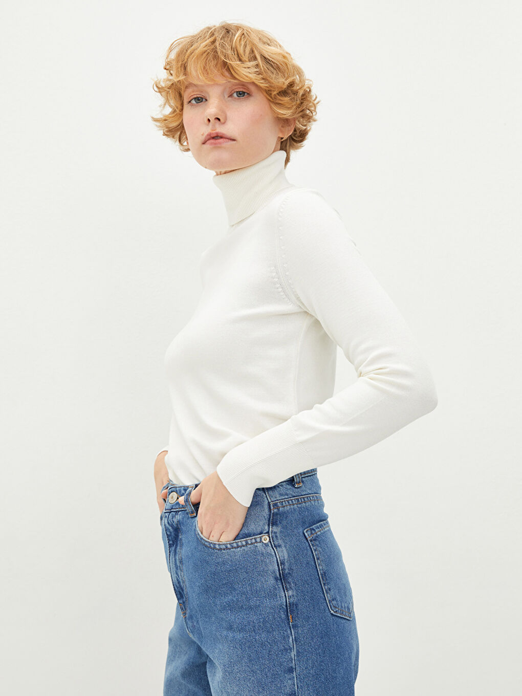 Pull-over Uni à Manches Longues pour Femmes en Tricot avec Col roulé-2