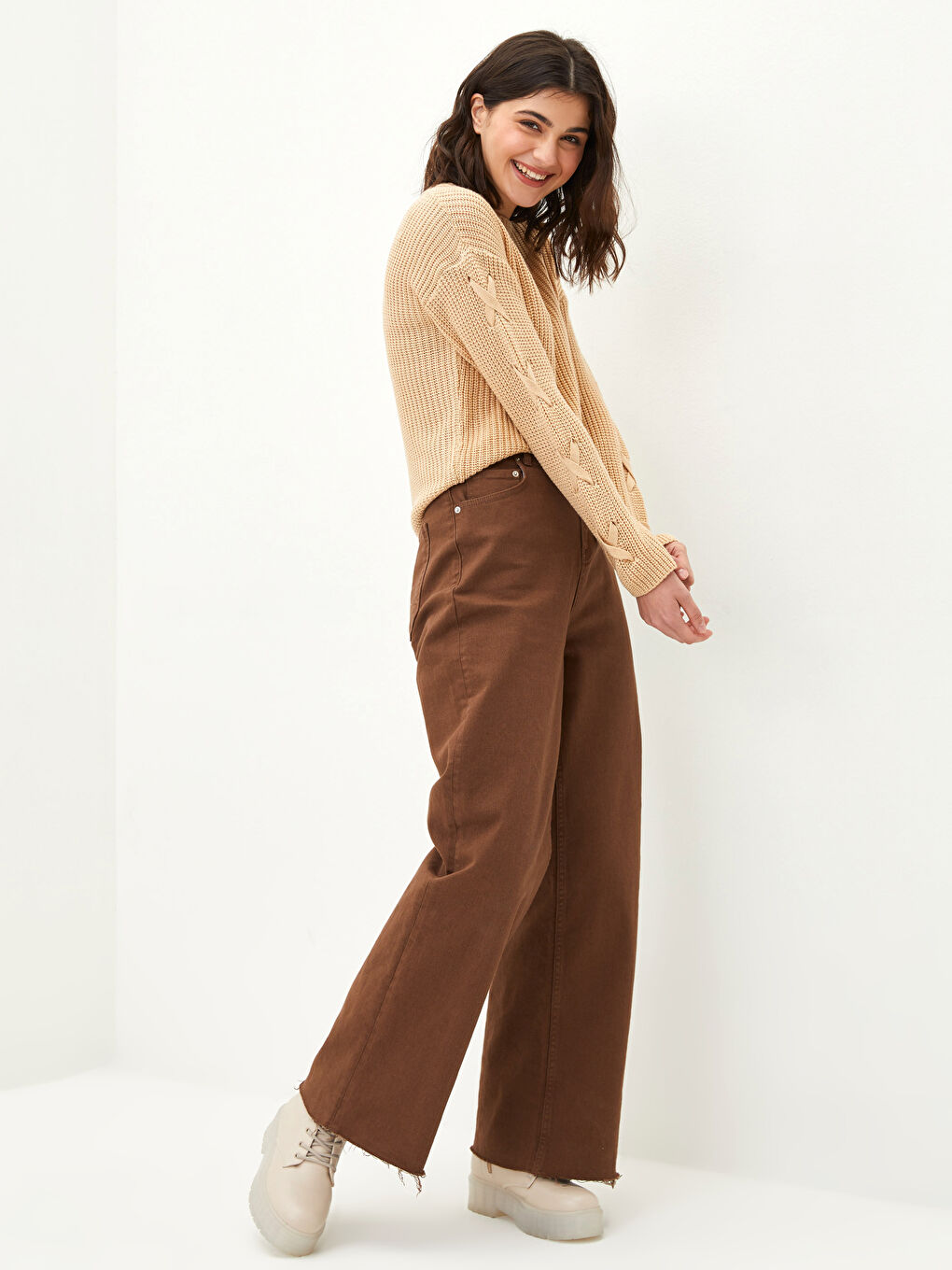 Bej Bisiklet Yaka Bağlama Detaylı Uzun Kollu Kadın Triko Kazak-3