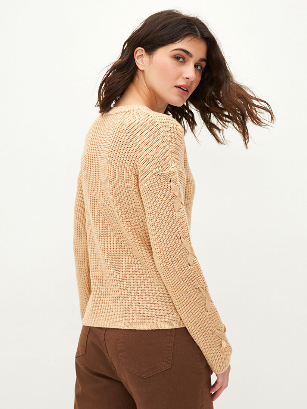 Bej Bisiklet Yaka Bağlama Detaylı Uzun Kollu Kadın Triko Kazak-5