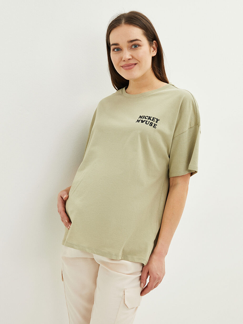 Yeşil Bisiklet Yaka Mickey Mouse Baskılı Kısa Kollu Pamuklu Hamile Tişört-2
