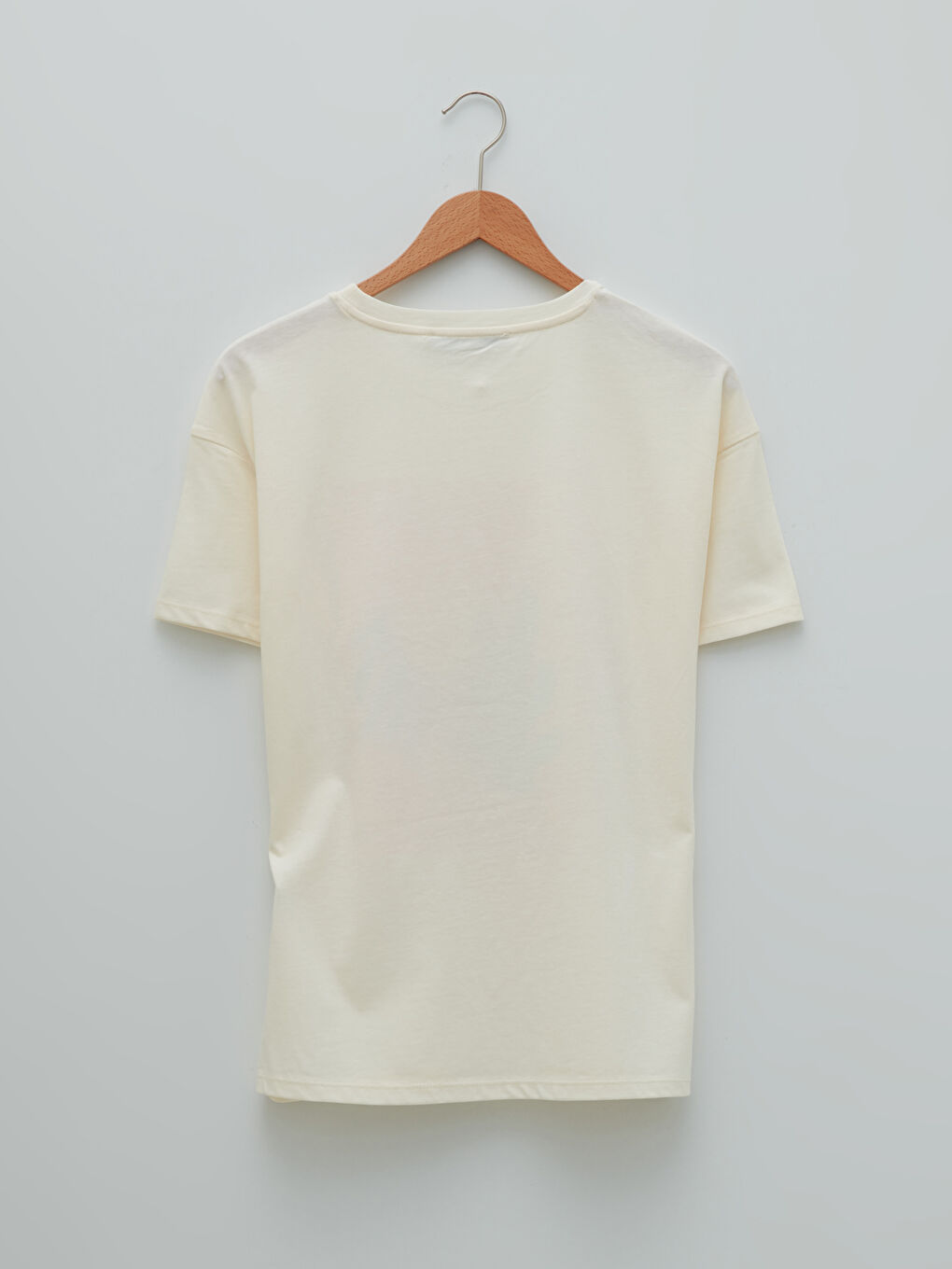 Bej Bisiklet Yaka Baskılı Kısa Kollu Kadın Tişört-6