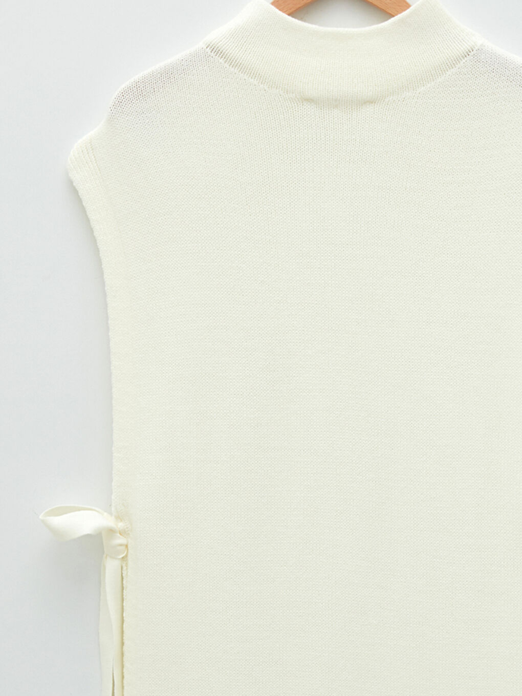 Ekru Kadın Yarım Balıkçı Yaka Düz Triko Panço-6