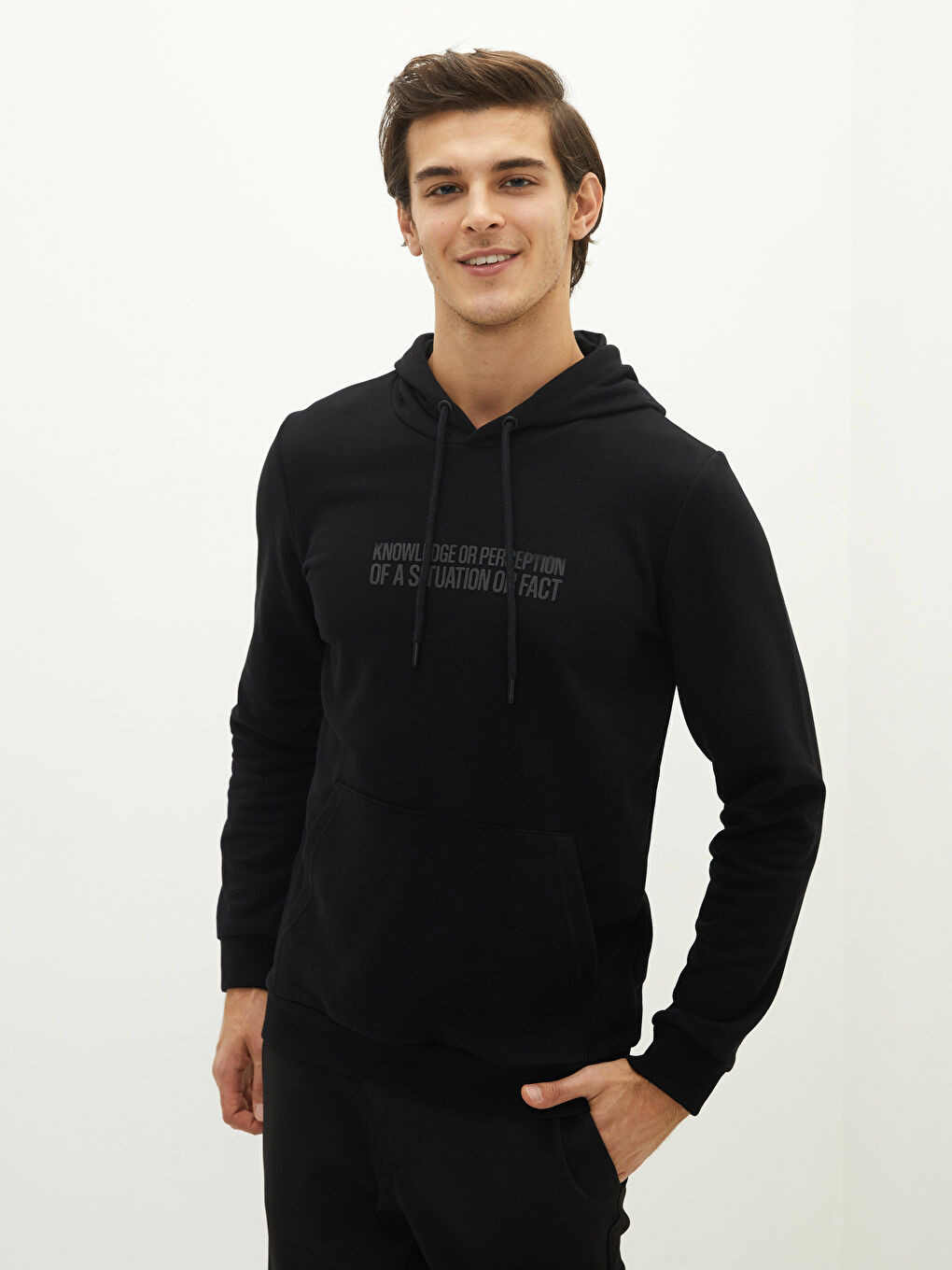 Siyah Uzun Kollu Baskılı Erkek Hoodie-1