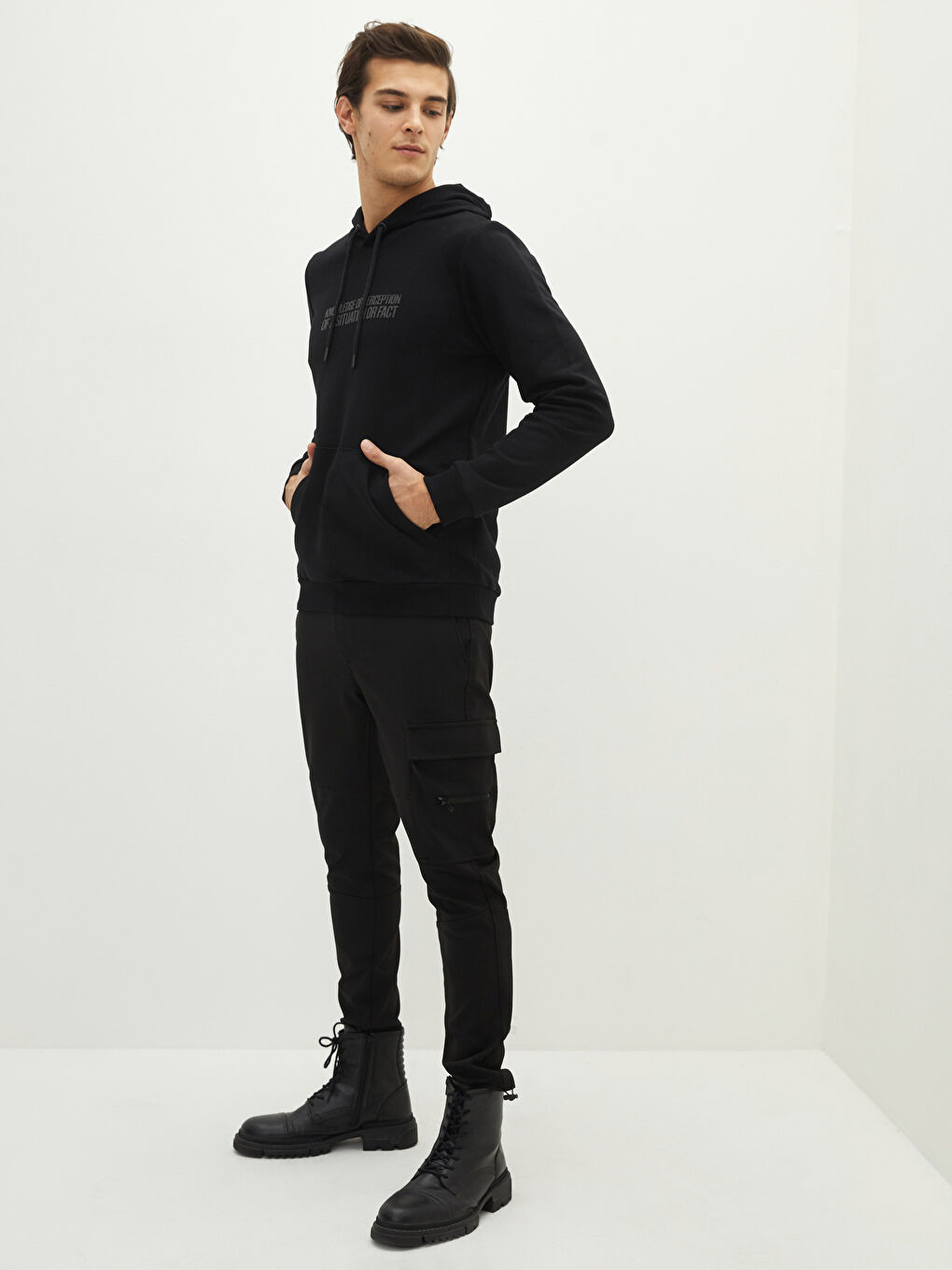 Siyah Uzun Kollu Baskılı Erkek Hoodie-2