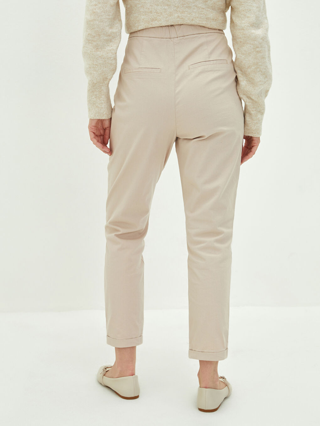 Elastic Waist Regular Pocket Detailed Women's Trousers-3