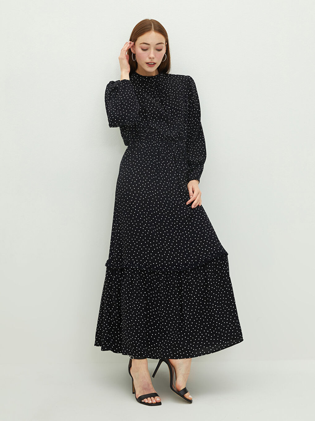 Siyah Fırfırlı Dik Yaka Puantiyeli Uzun Kollu A Kesim Maroken Kumaş Kadın Elbise-2