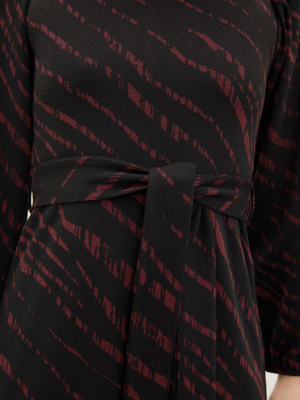 Kırmızı Bisiklet Yaka Baskılı Uzun Kollu Kadın Elbise-3