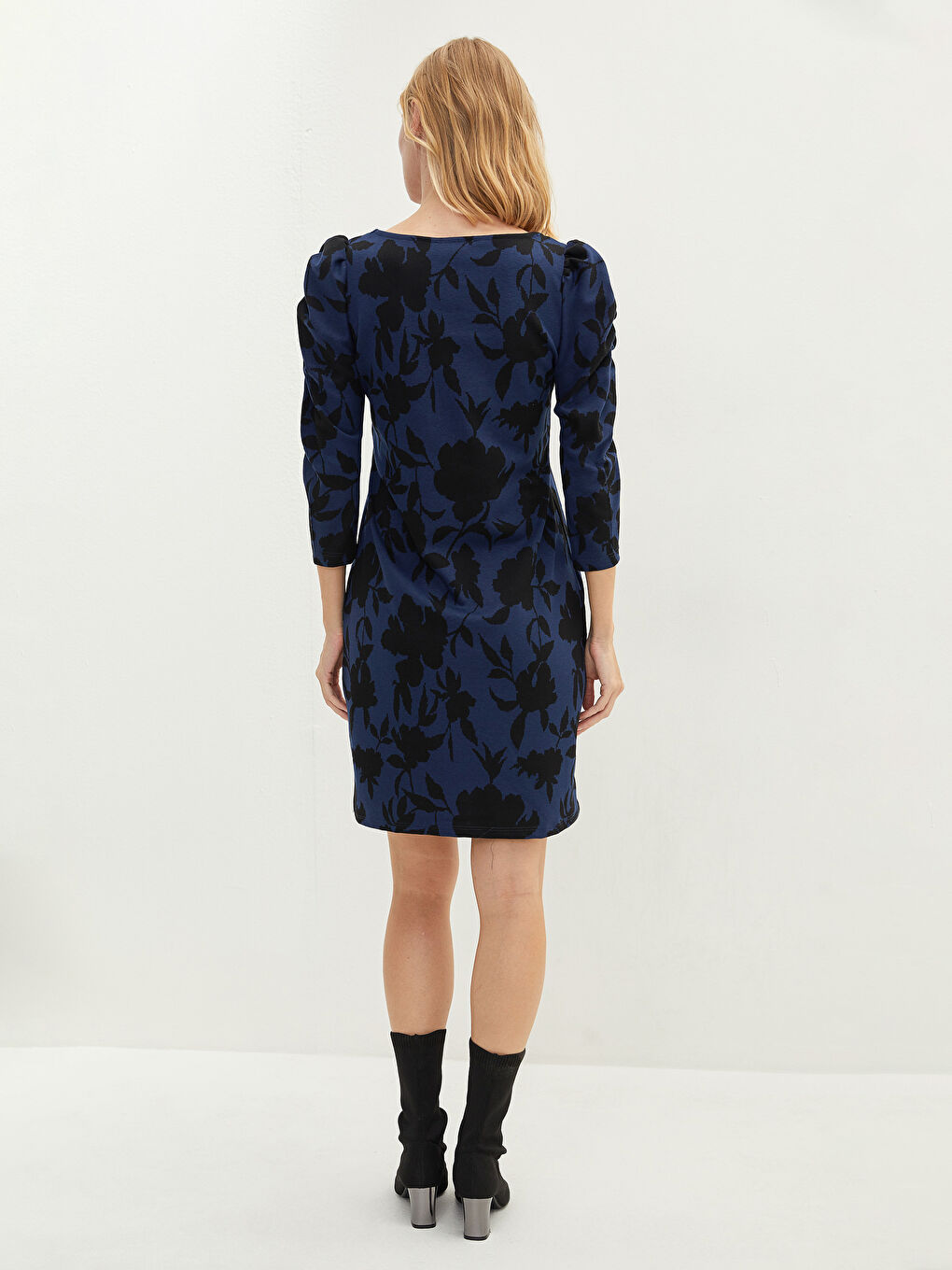 LCWAIKIKI Classic Square Collar Patterned Women's Dress -W1HQ00Z8-MLC