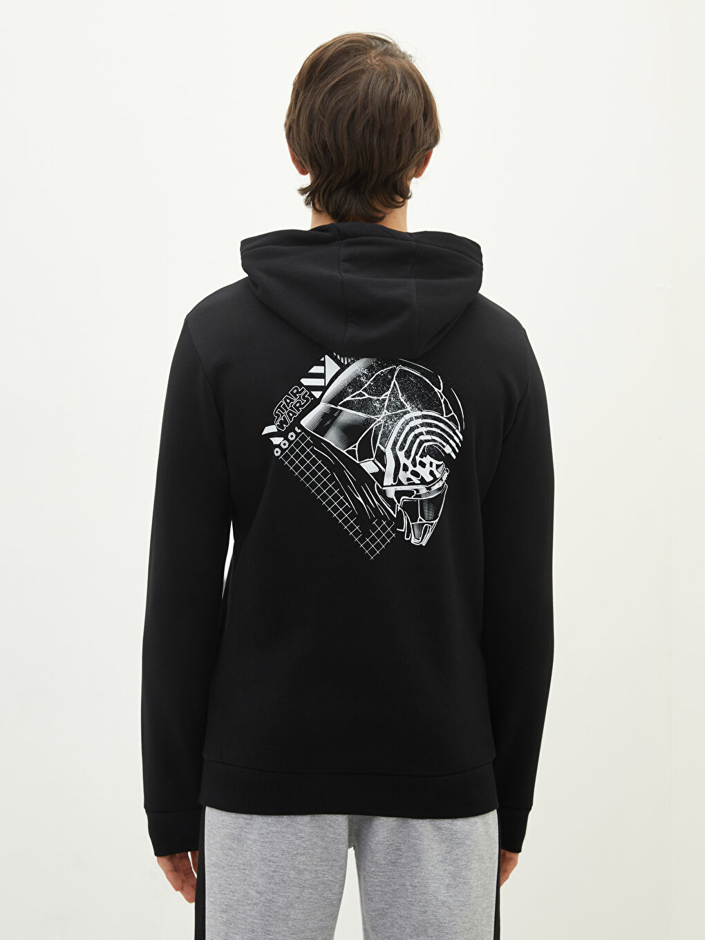 LCW Casual Yeni Siyah Uzun Kollu Star Wars Baskılı Erkek Hoodie - 4