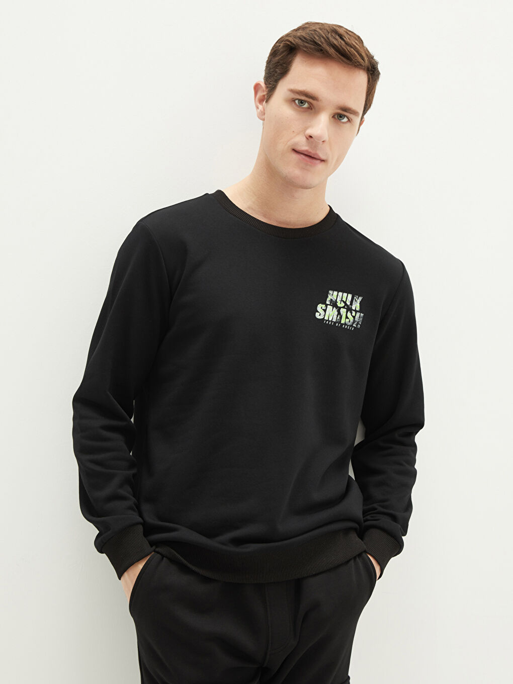Siyah Bisiklet Yaka Hulk Baskılı Uzun Kollu Erkek Kalın Sweatshirt-1
