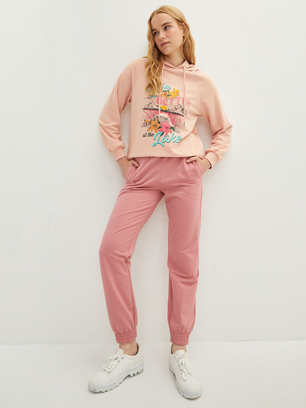 LCW Vision Elastic Waist Regular Pocket Detailed Women's Jogger Sweatpants -W1HR69Z8-GPV