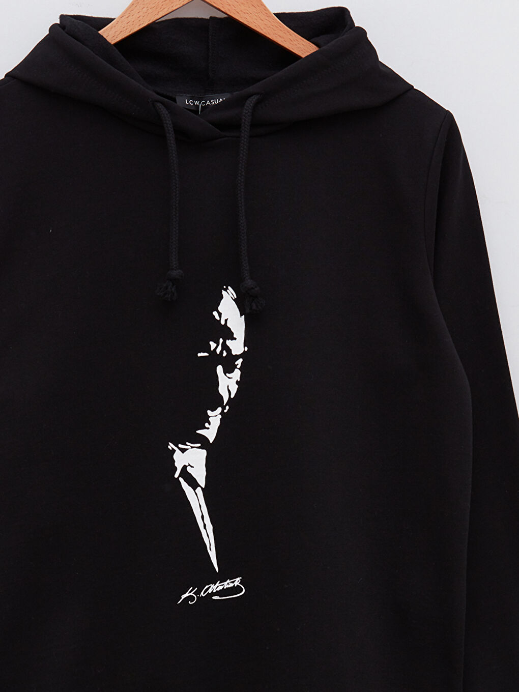 LCW Vision Yeni Siyah Atatürk Baskılı Uzun Kollu Kadın Hoodie - 9