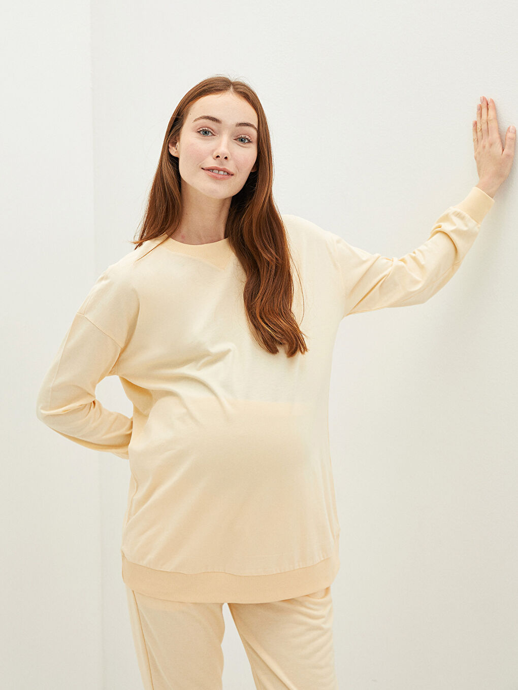 Hanorac Simplu pentru Gravide cu Guler Rotund-1