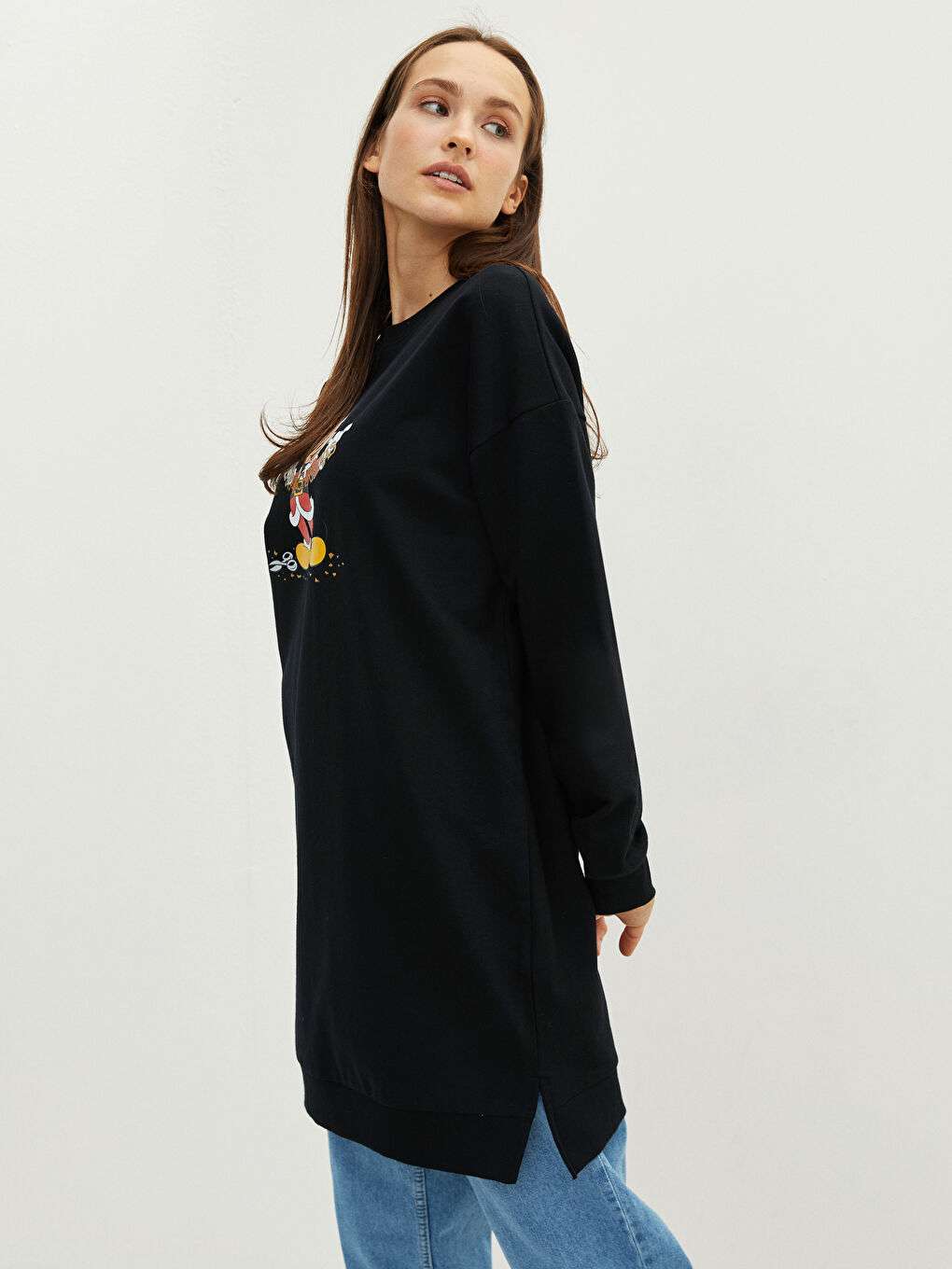 LCW Modest Crew Neck Mickey Mouse Printed Women's Sweatshirt Tunic -W1HS05Z8-RQN