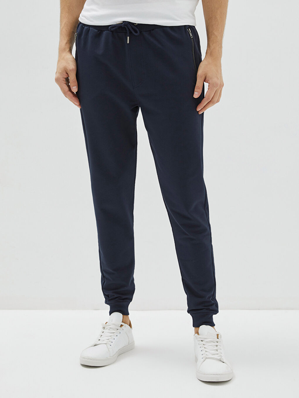 Standard Fit Men's Jogger Sweatpants-3
