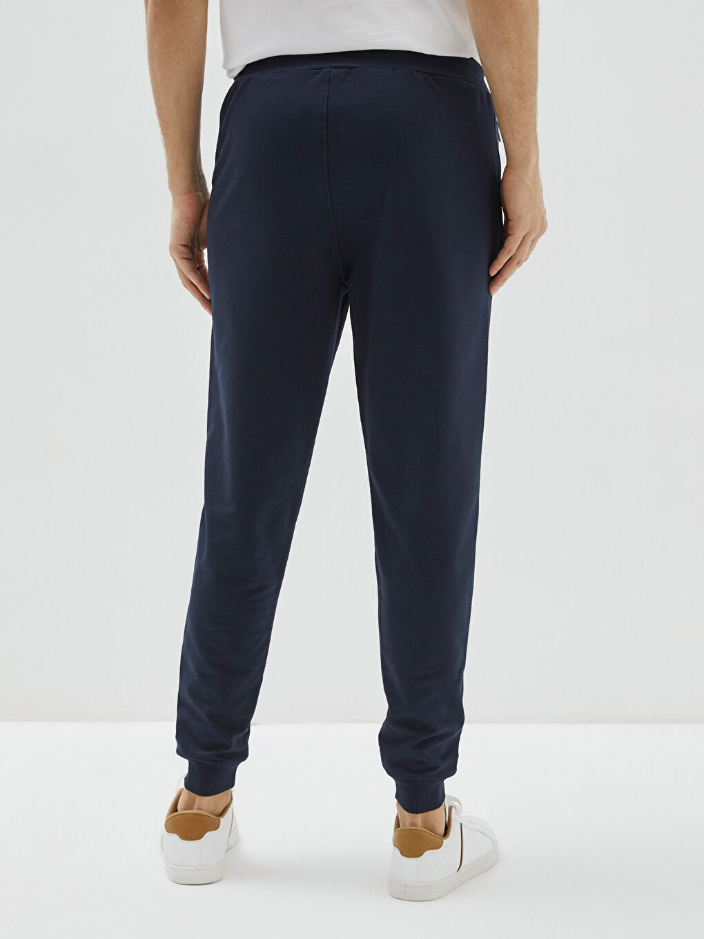 Standard Fit Men's Jogger Sweatpants-4