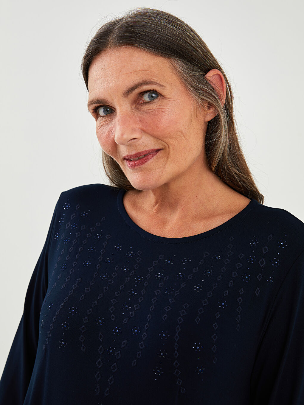 Lacivert Bisiklet Yaka Nakışlı Uzun Kollu A Kesim Viskon Kadın Elbise-1