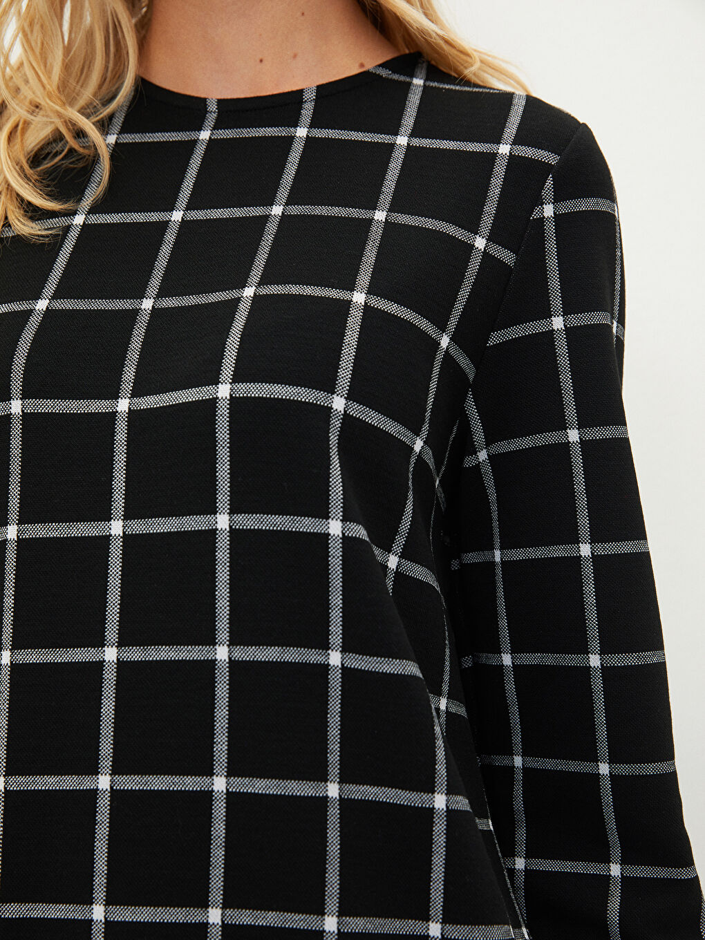 Siyah Bisiklet Yaka Kareli Uzun Kollu A Kesim Kadın Elbise-2