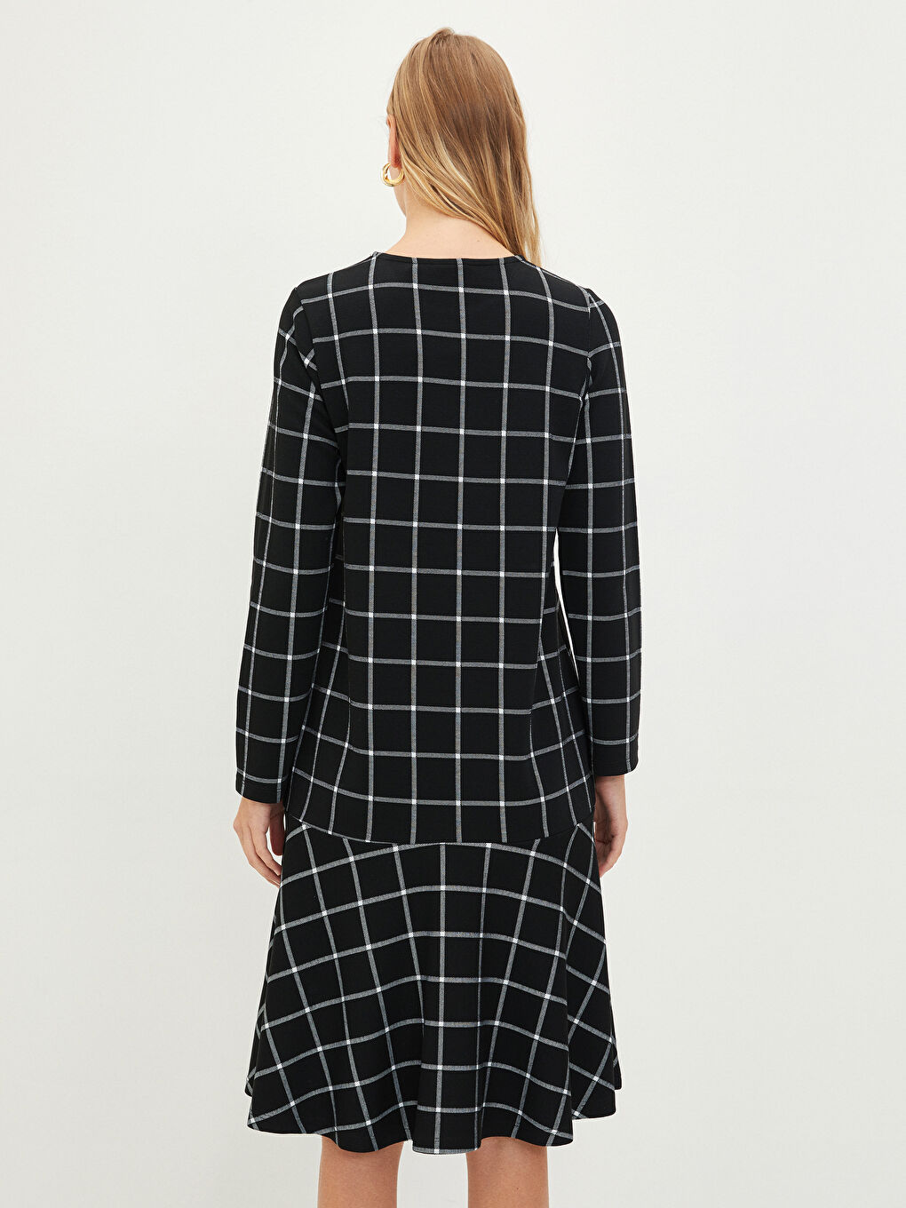 Siyah Bisiklet Yaka Kareli Uzun Kollu A Kesim Kadın Elbise-4