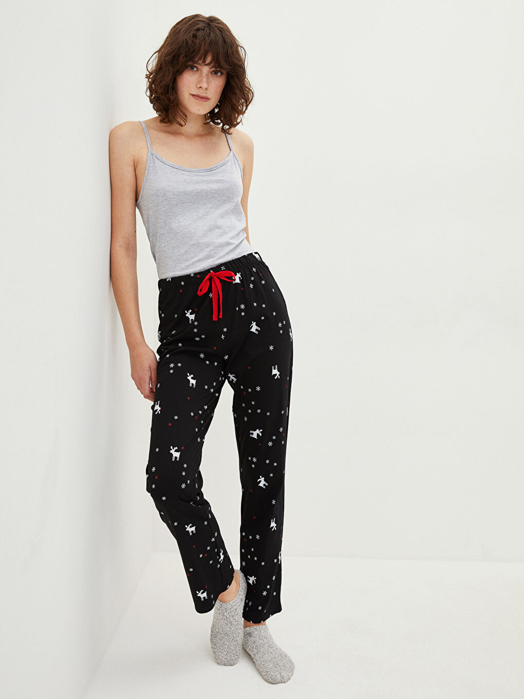 Maiou Fără Mâneci Simplu cu Bretele pentru Femei cu Guler în formă de U-1