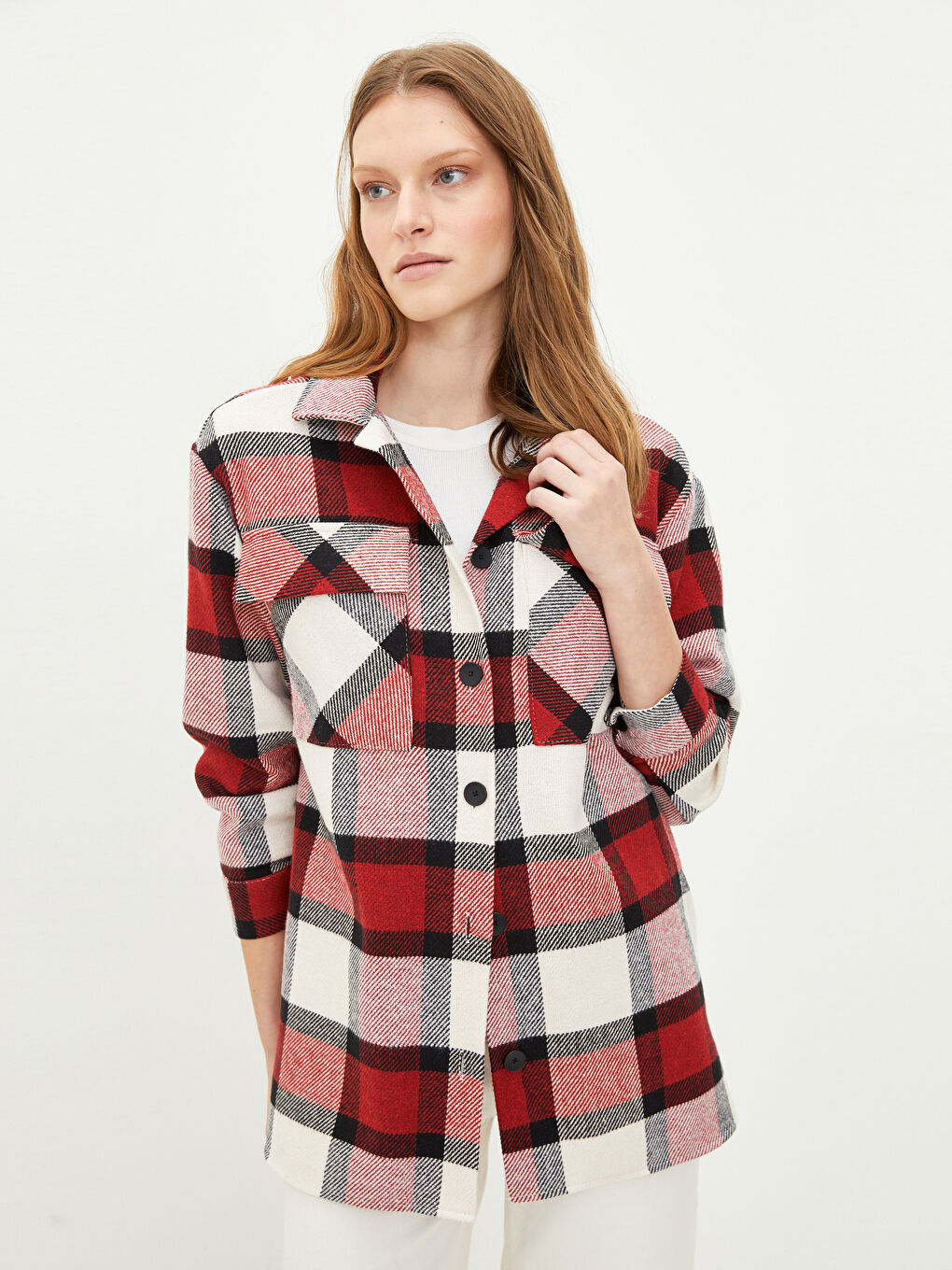 LCWAIKIKI Classic Buttoned Plaid Long Sleeve Women's Shirt Jacket -W1HU06Z8-LPA