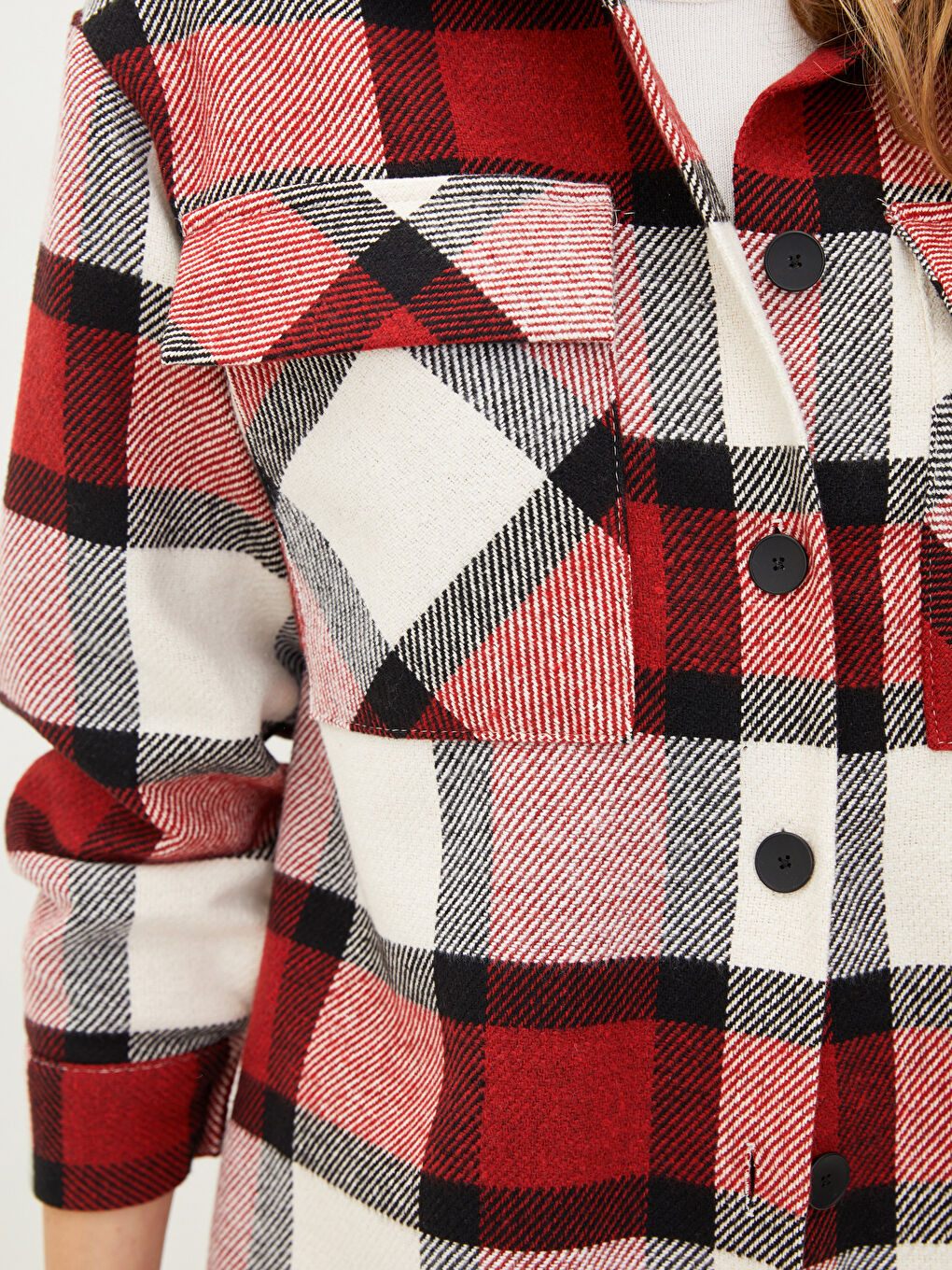 LCWAIKIKI Classic Buttoned Plaid Long Sleeve Women's Shirt Jacket -W1HU06Z8-LPA