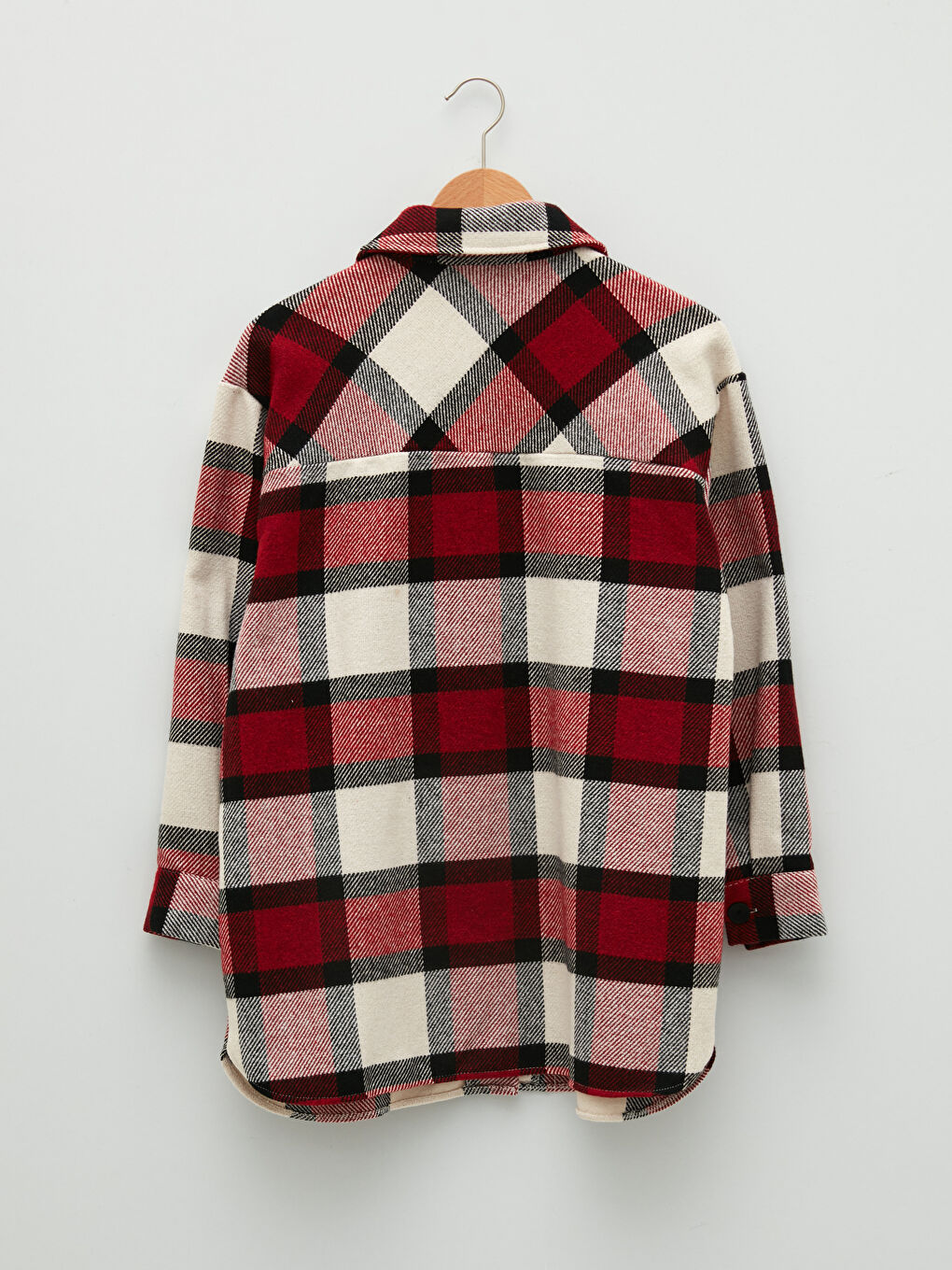 LCWAIKIKI Classic Buttoned Plaid Long Sleeve Women's Shirt Jacket -W1HU06Z8-LPA