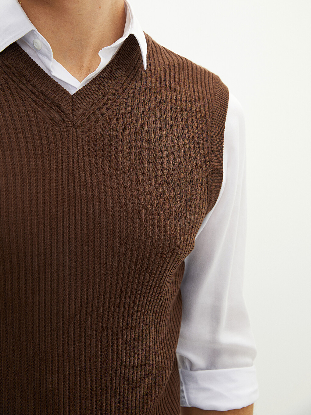 Men Sweater Vest Hand Stitching Color Matching Sweater Waistcoat Men's Brand Loose V-neck Sleeveless Sweater Vest main image 1