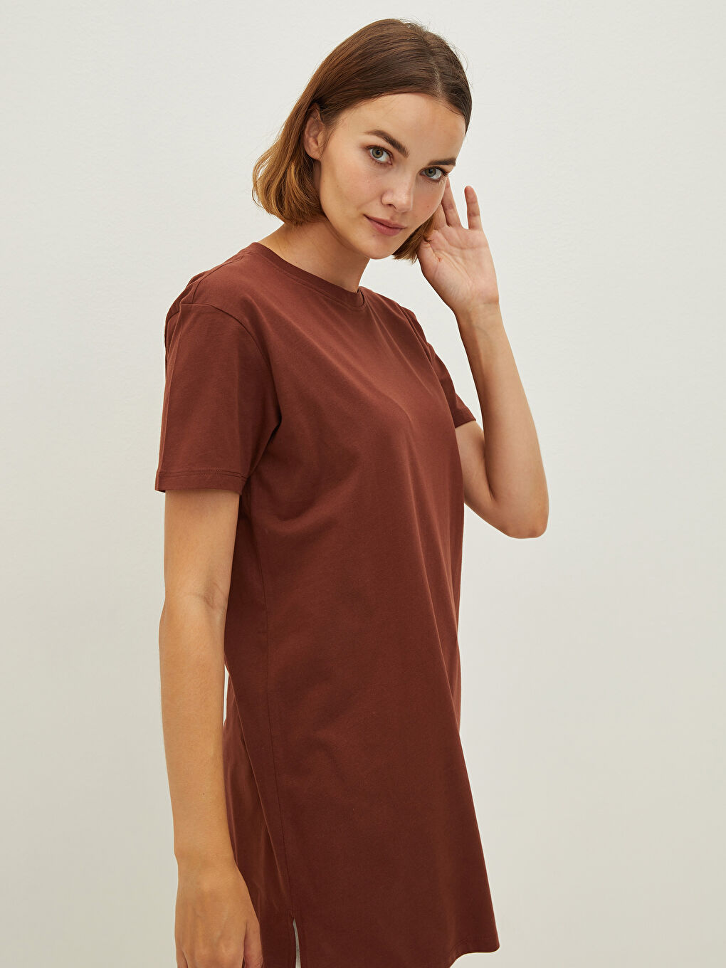 Kahverengi Bisiklet Yaka Düz Kısa Kollu Pamuklu Kadın Tunik-2