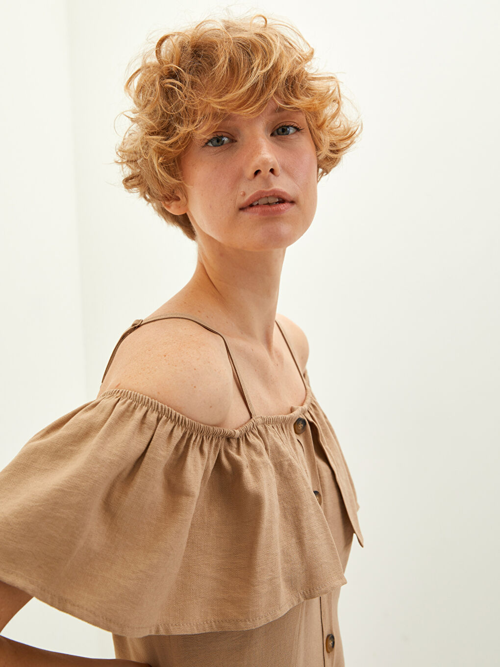 Bej Kare Yaka Düz Kısa Kollu A Kesim Kadın Elbise-3