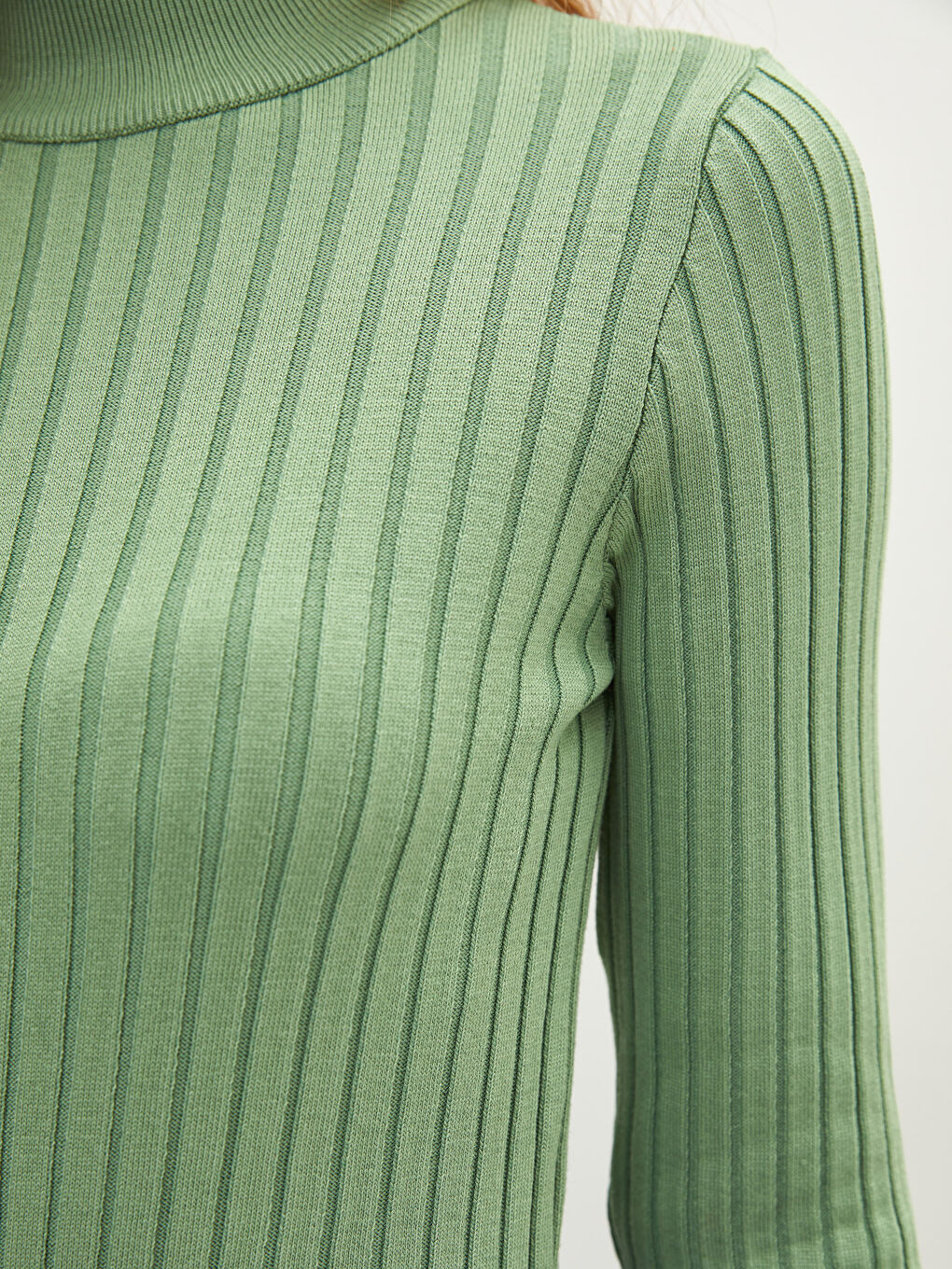 Yeşil Yarım Balıkçı Yaka Kadın Triko Kazak-2