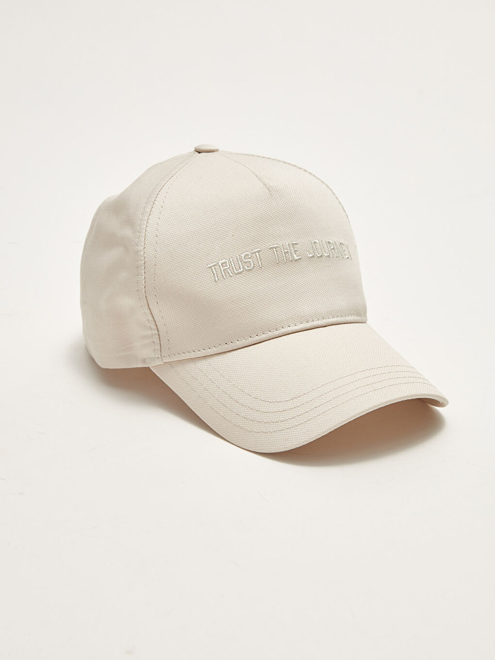 Bej Pike Kumaştan Nakışlı Erkek Kep Şapka-2